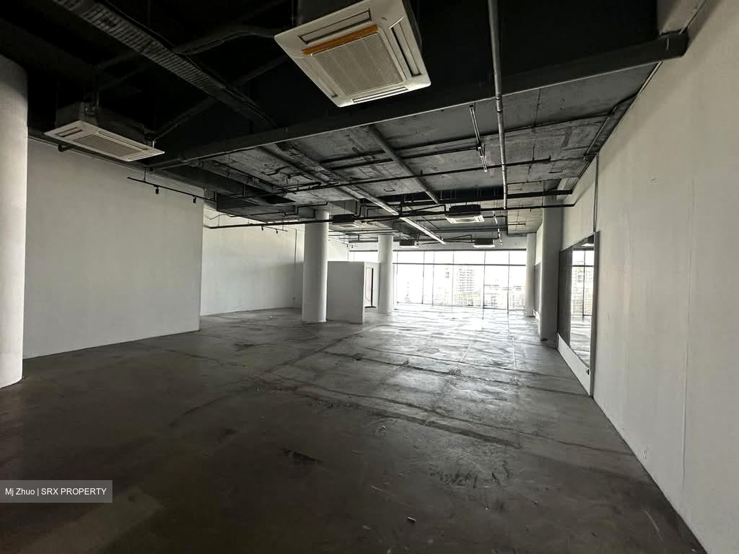 Breadtalk (D19), Warehouse #551910701